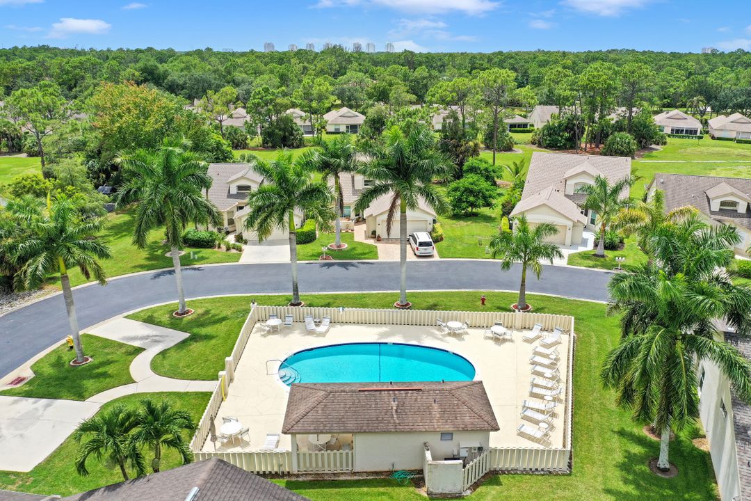 25241 Golf Lake Cir, Bonita Springs, FL 34135