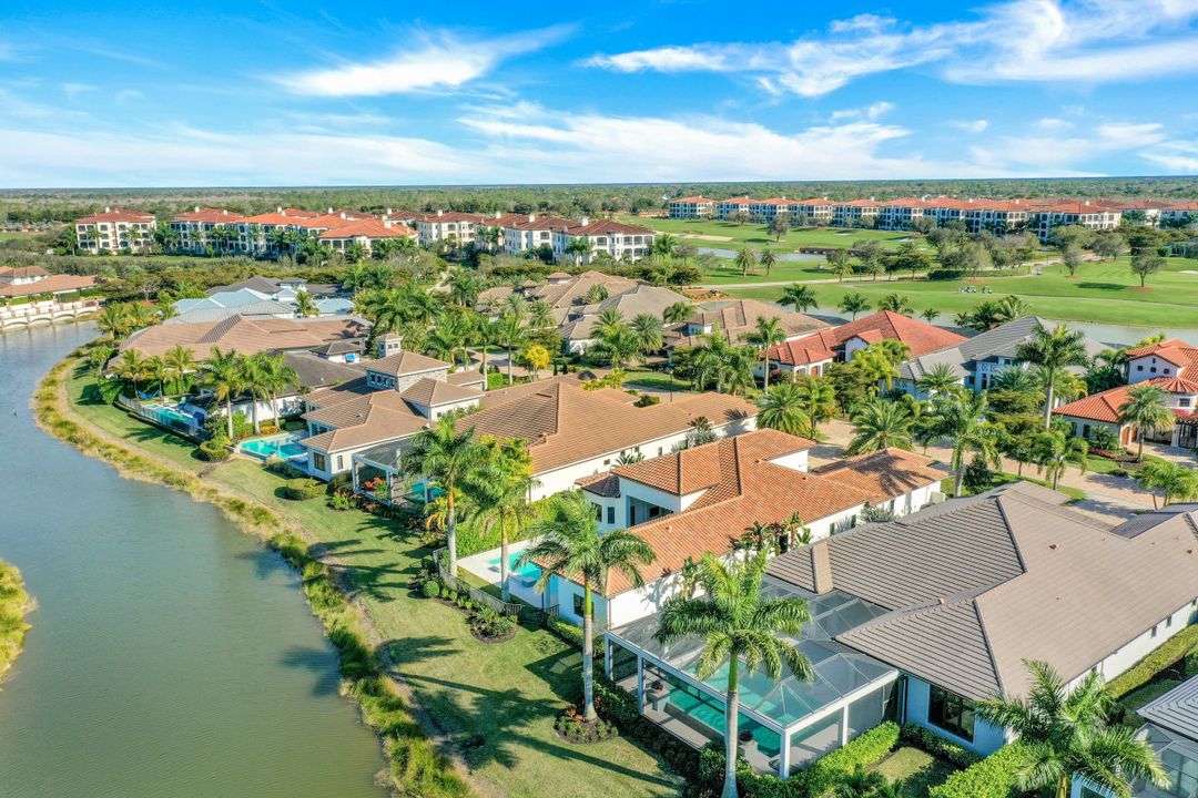 16439 Seneca Way, Naples, FL 34110