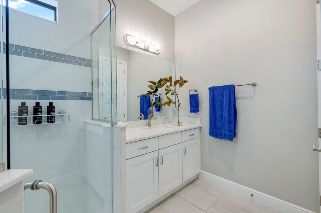 11866 White Stone Dr, Fort Myers, FL 33913