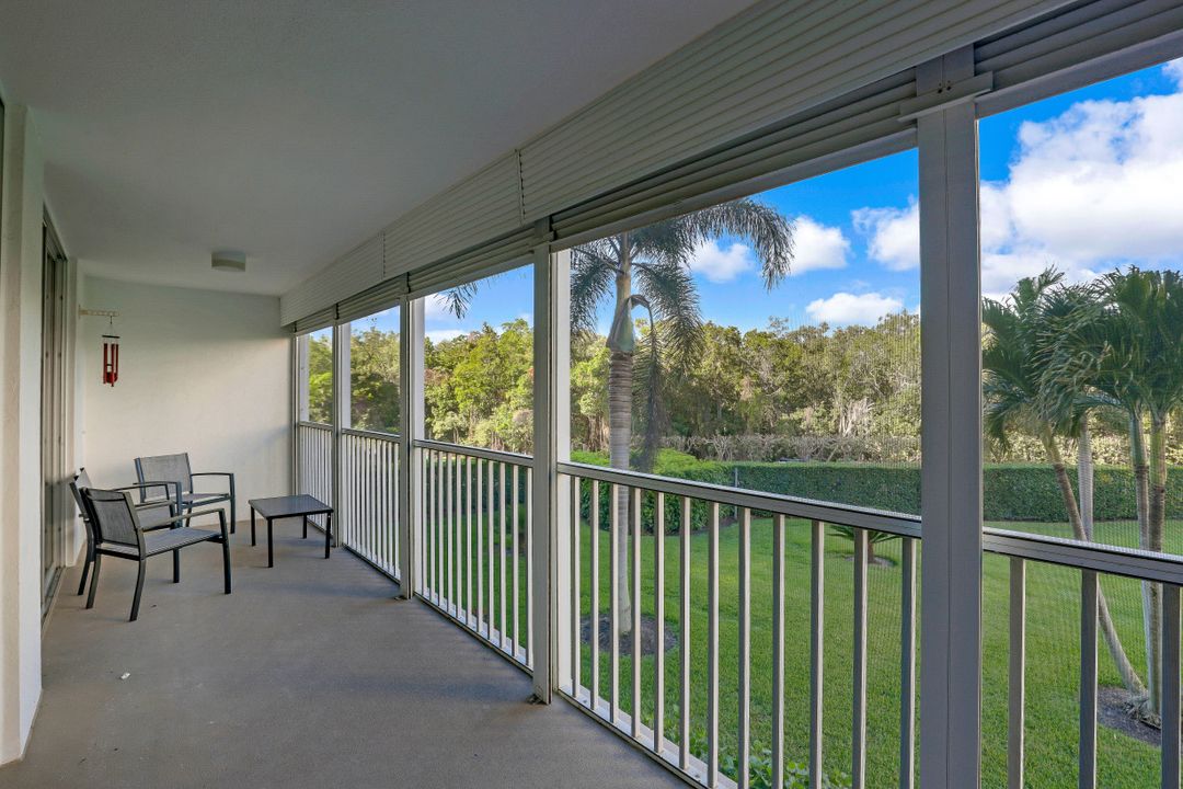 3 Bluebill Ave #206, Naples, FL 34108