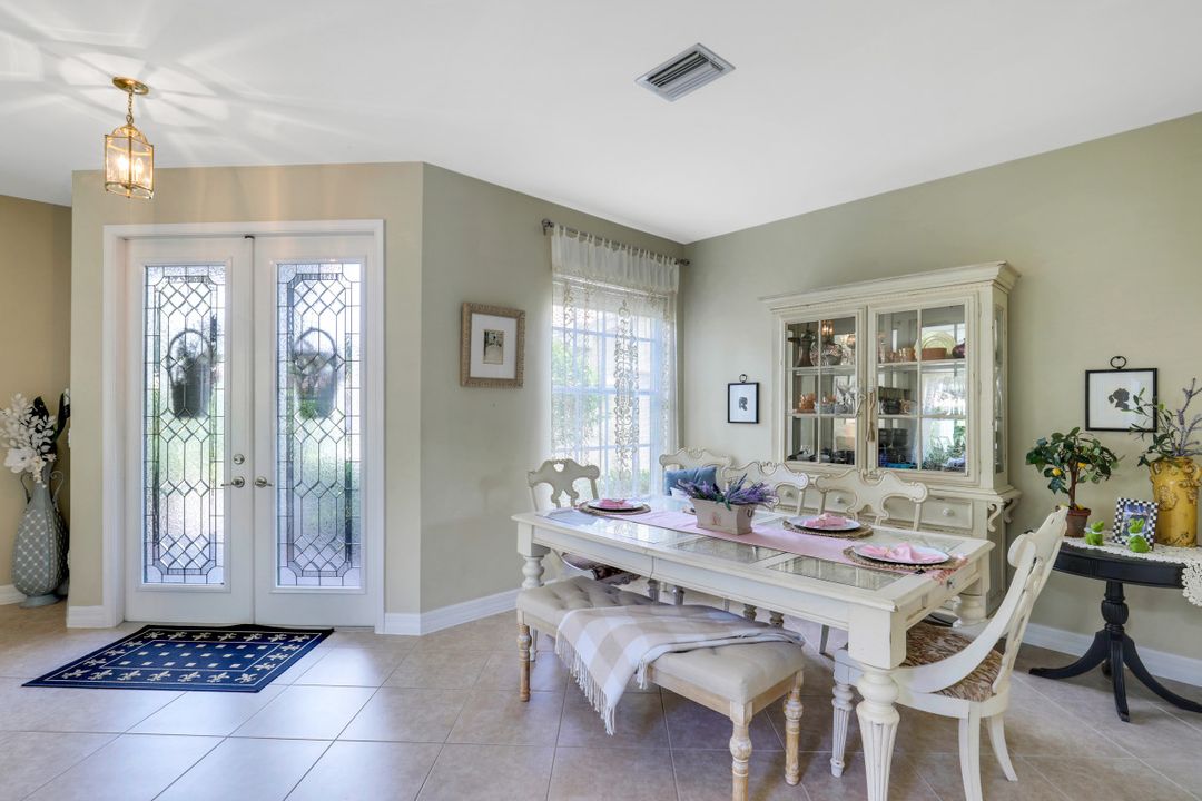 1794 Ribbon Fan Ln, Naples, FL 34119