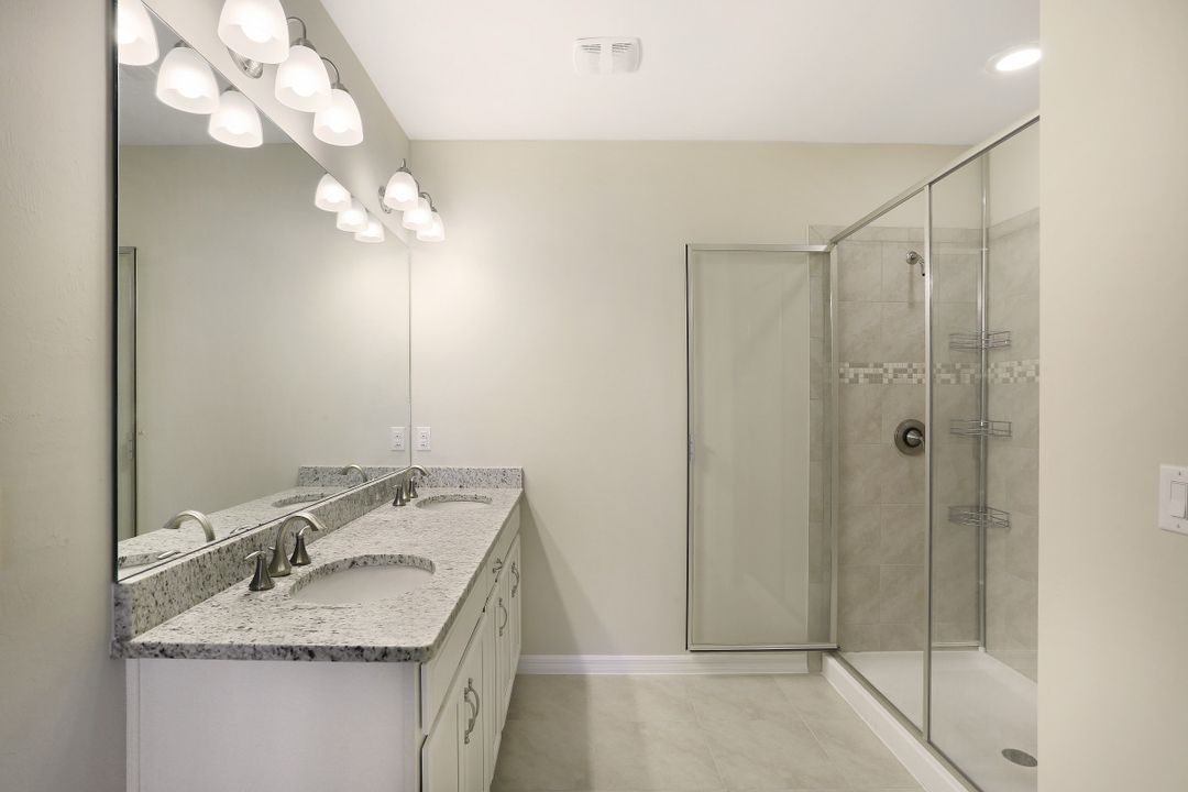 3146 Birchin Ln, Fort Myers, FL 33916