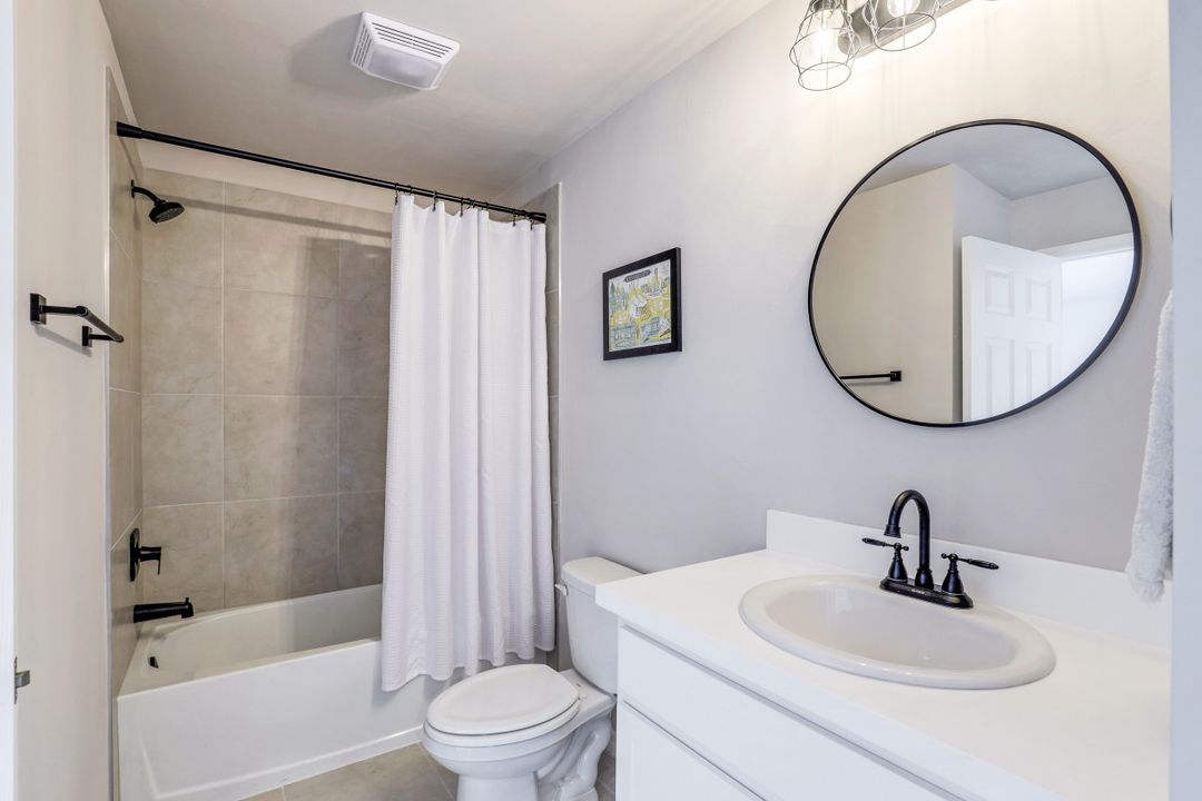 15365 Wildflower Cir, Naples, FL 34119