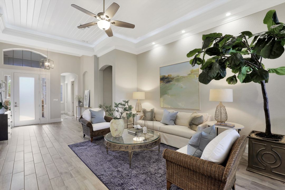 8761 Hideaway Harbor Ct, Naples, FL 34120