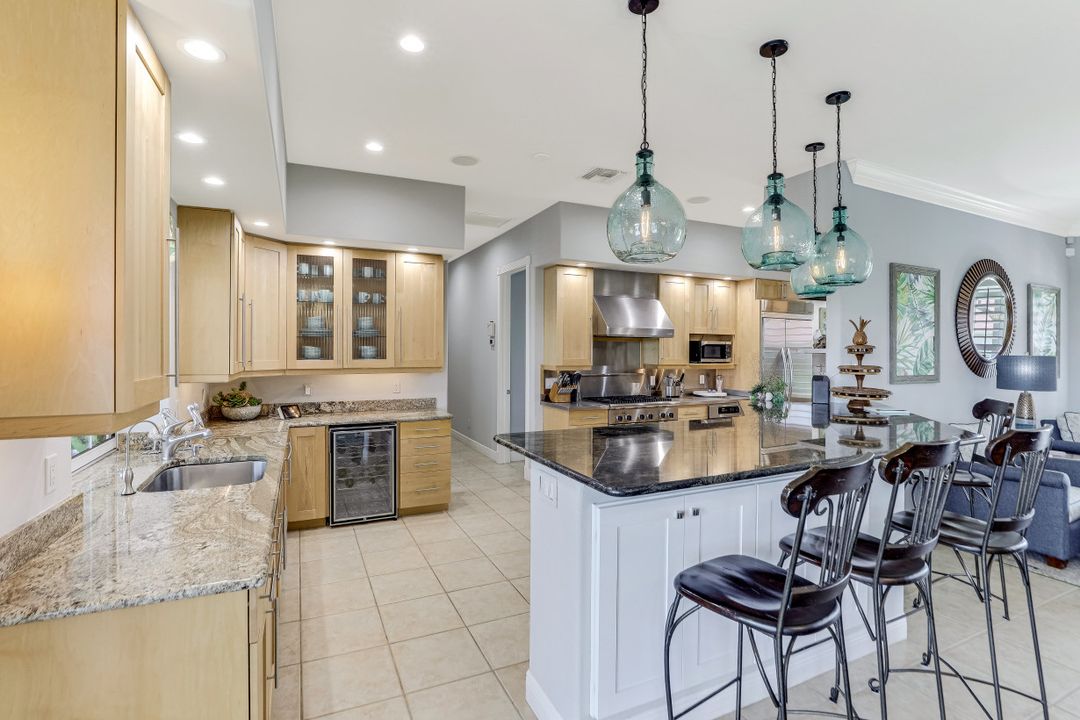 1767 Hummingbird Ct, Marco Island, FL 34145