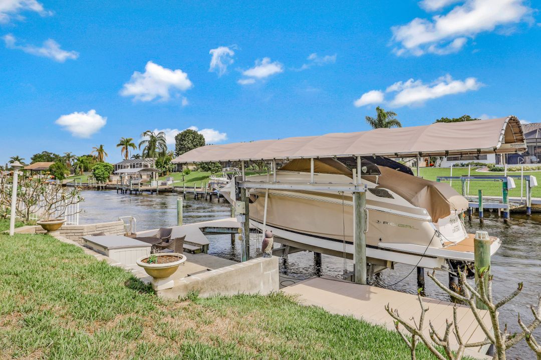 1026 SE 30th St, Cape Coral, FL 33904