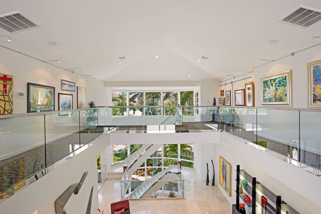 202 S Beach Dr, Marco Island, FL 34145