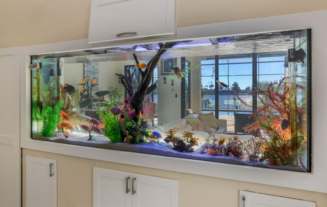 4812 Pelican Blvd, Cape Coral, FL 33914