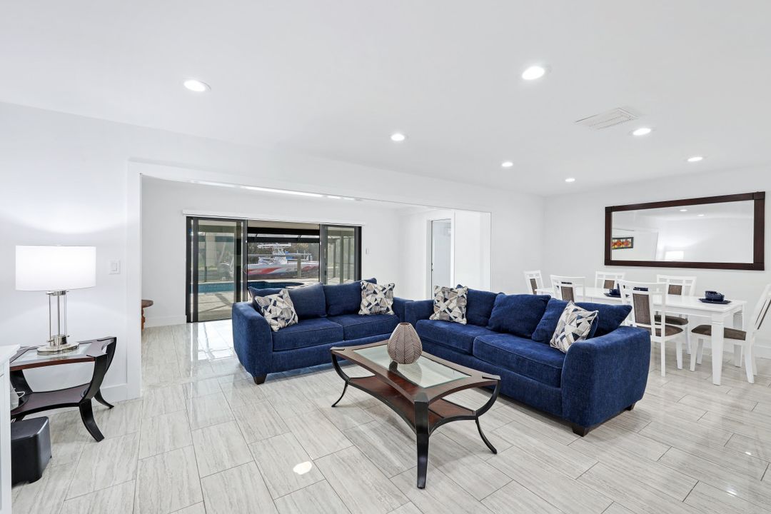 5243 SW 3rd Ave, Cape Coral, FL 33914