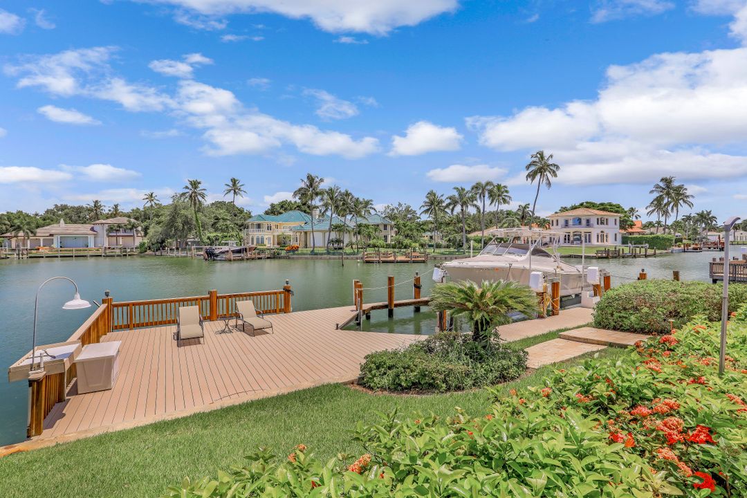 317 Mooring Line Dr, Naples, FL 34102
