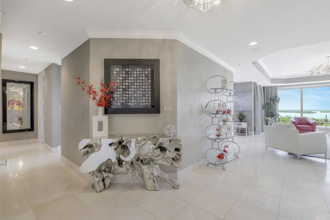 4951 Bonita Bay Blvd #704, Bonita Springs, FL 34134