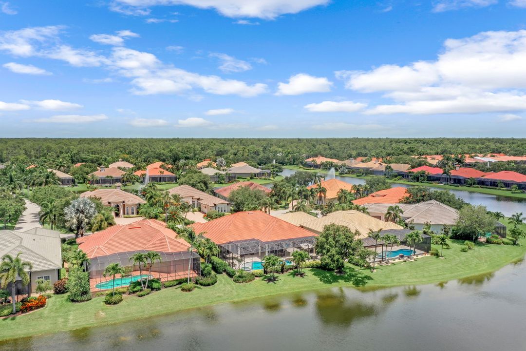 5666 Sago Ct, Naples, FL 34119