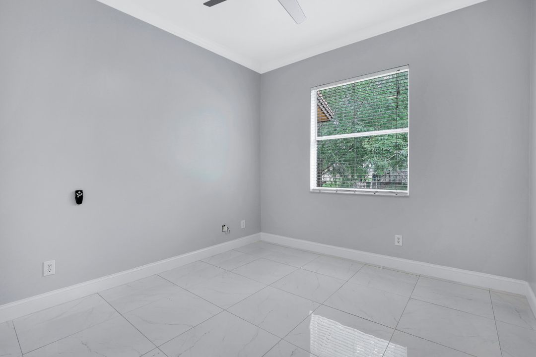 4560 22nd St NE, Naples, FL 34120