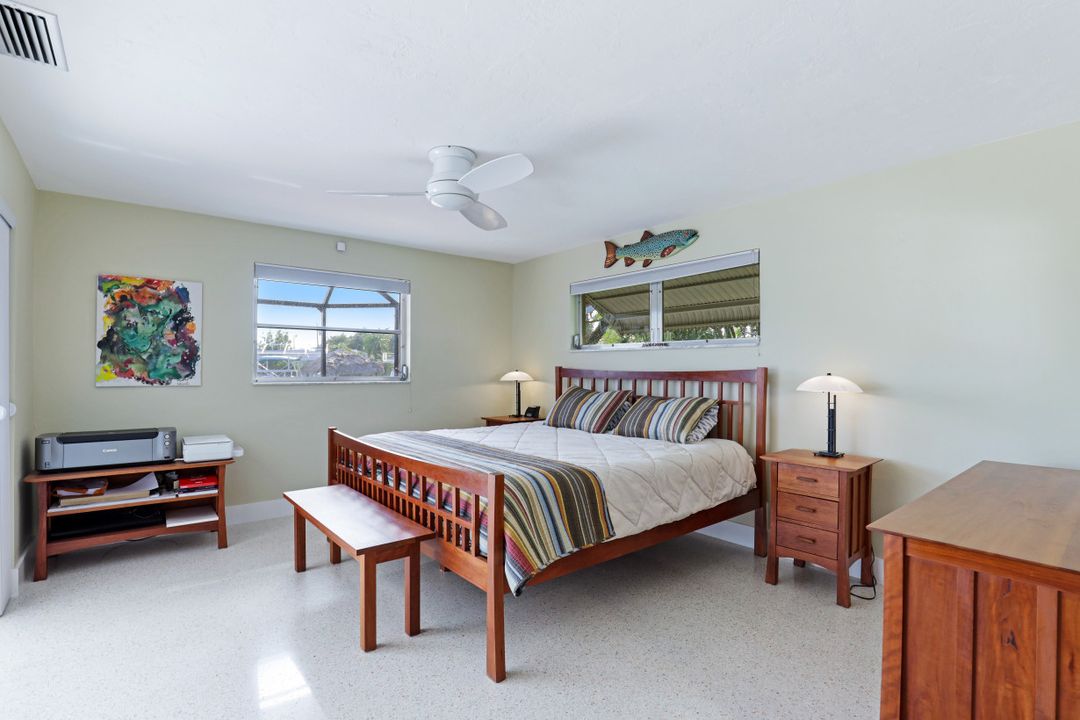 4929 SW 3rd Ave, Cape Coral, FL 33914