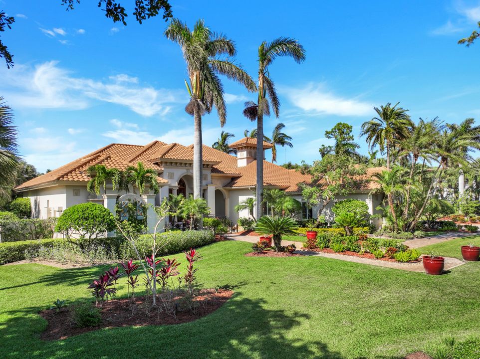 15175 Brolio Way, Naples, FL 34110