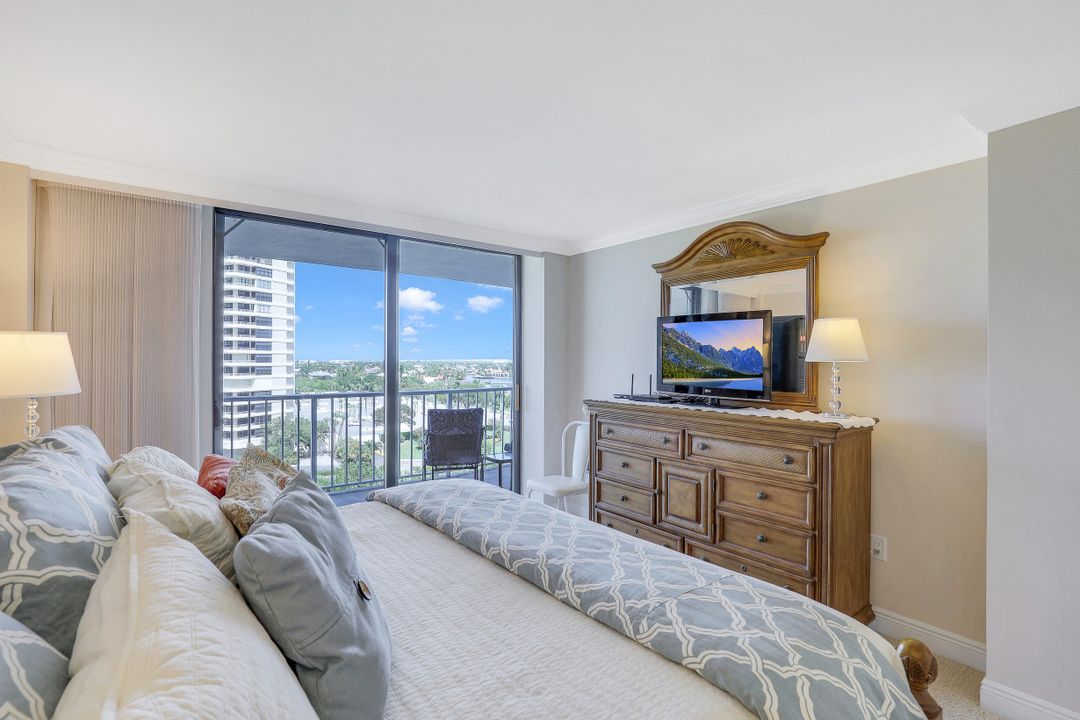 320 Seaview Ct #808, Marco Island, FL 34145