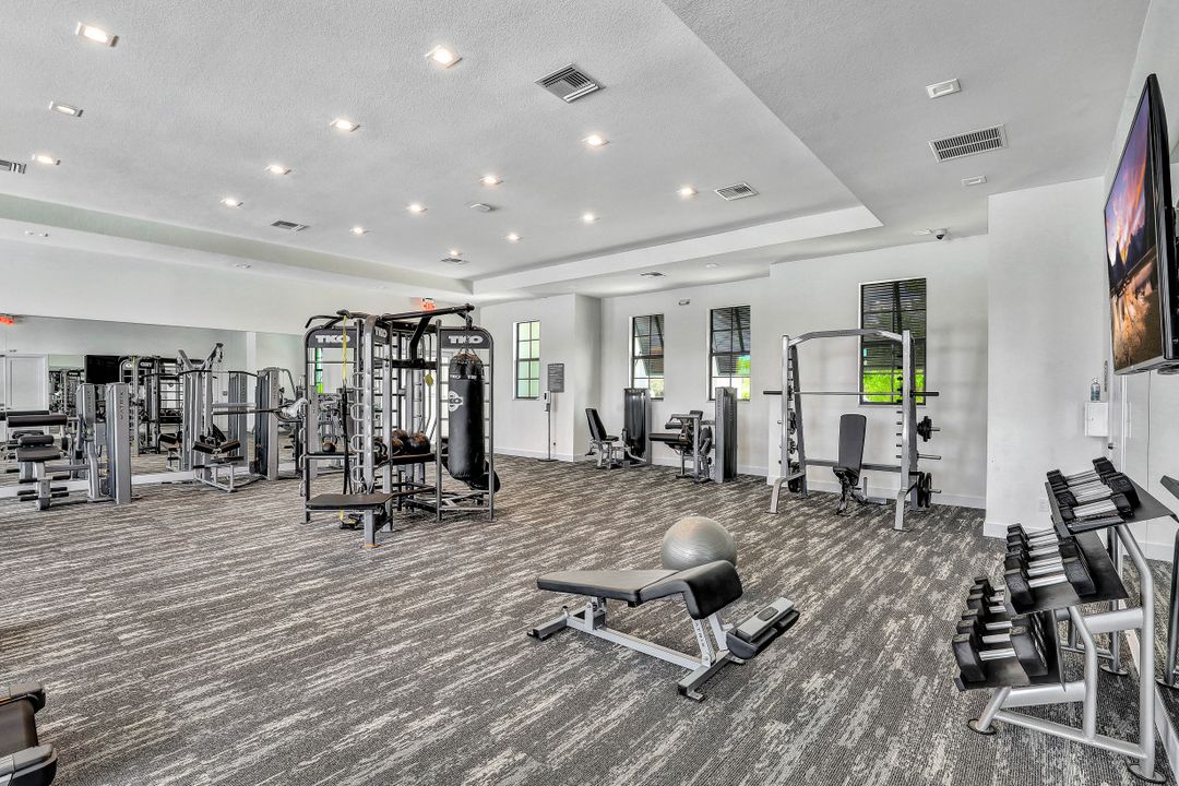 7635 Morgan Way, Naples, FL 34119