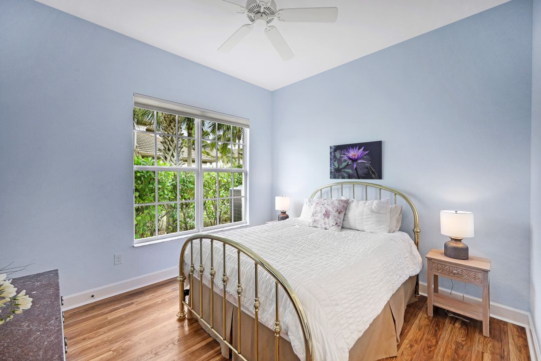 8080 Players Cove Dr Unit 102, Naples, FL 34113