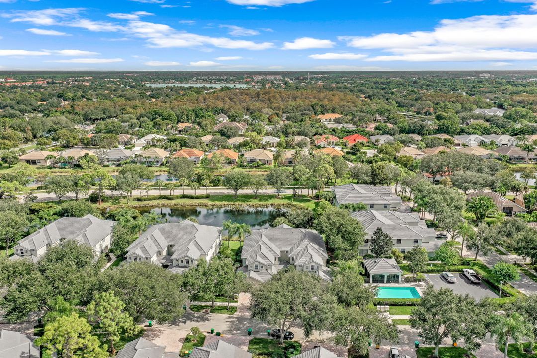 7122 Blue Juniper Ct #101, Naples, FL 34109