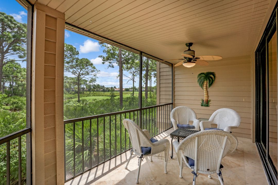 27119 Oakwood Lake Dr, Bonita Springs, FL 34134