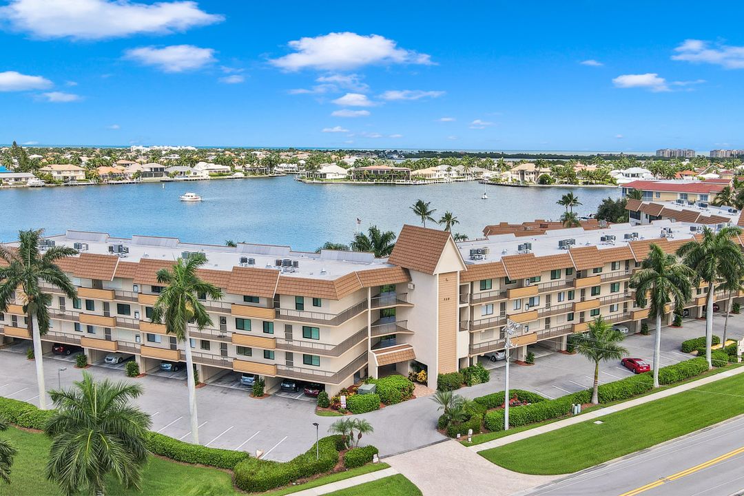 730 W Elkcam Cir #203, Marco Island, FL 34145