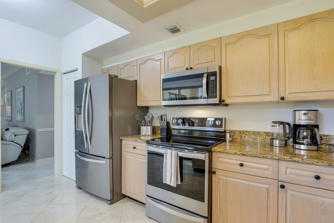 6760 Pelican Bay Blvd #312, Naples, FL 34108