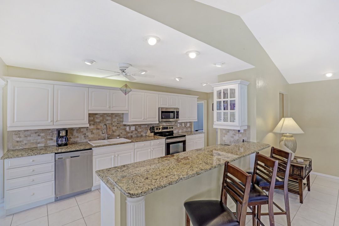 5002 SW 11th Pl, Cape Coral, FL 33914