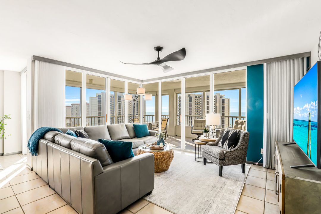 11116 Gulf Shore Dr #904, Naples, FL 34108