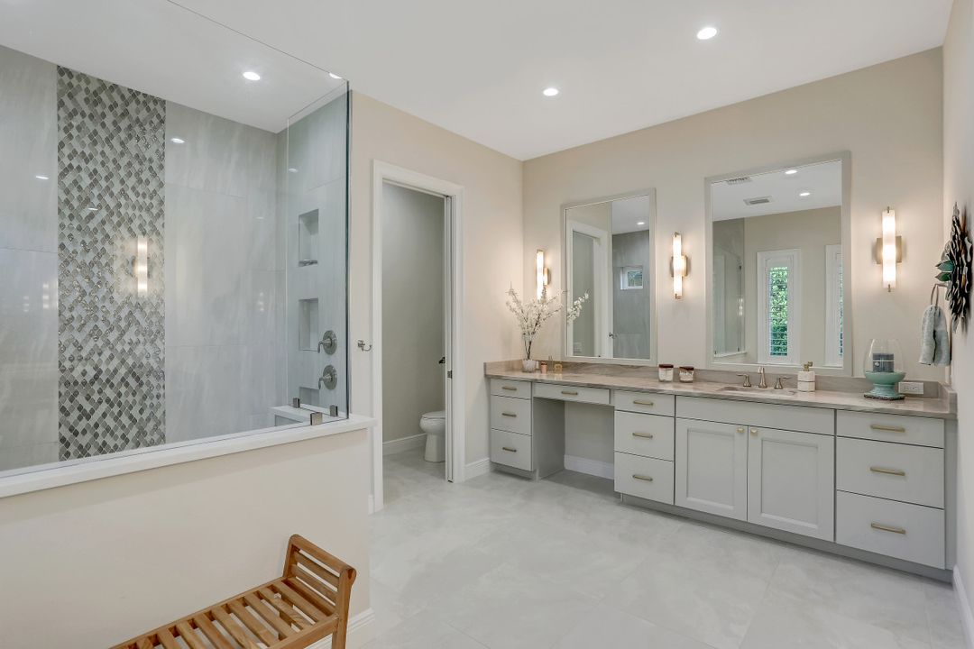 3236 Surfside Blvd, Cape Coral, FL 33914