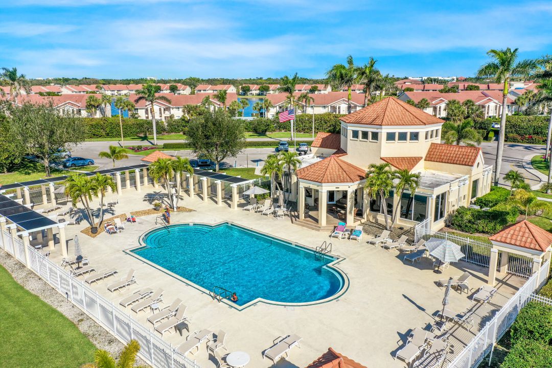 7797 Esmeralda Way #K-102, Naples, FL 34109