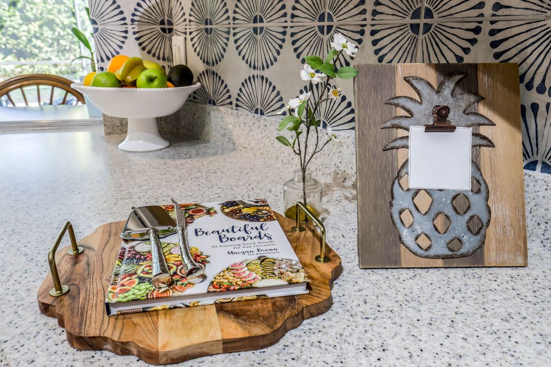 4459 Parrot Ave, Naples, FL 34104