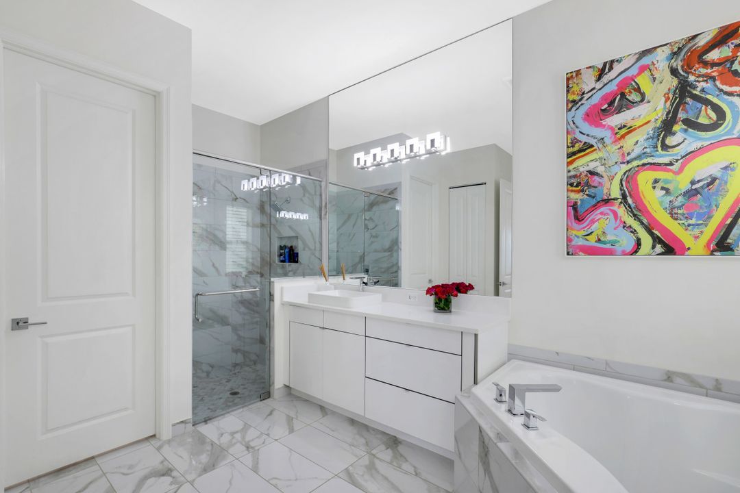 4448 Aurora St, Naples, FL 34119