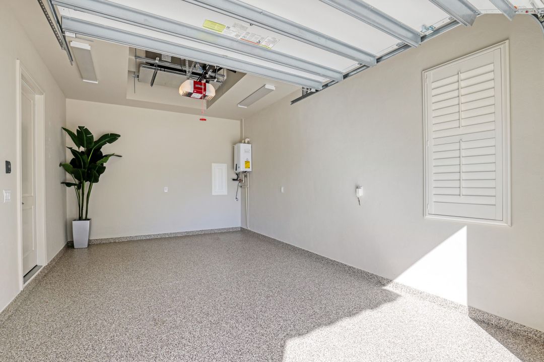 16459 Seneca Way, Naples, FL 34110