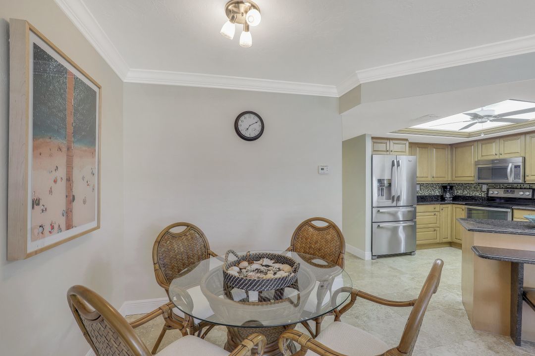 401 Willet Ave, Naples, FL 34108