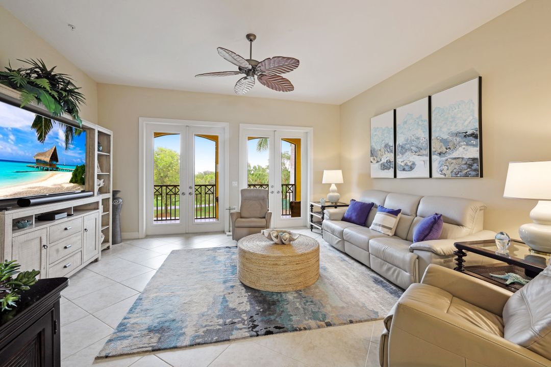 1466 Borghese Ln #201, Naples, FL 34114