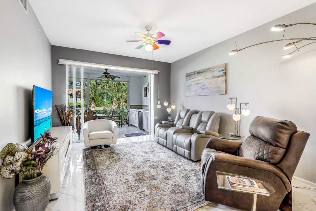 2365 Bayou Ln #3, Naples, FL 34112