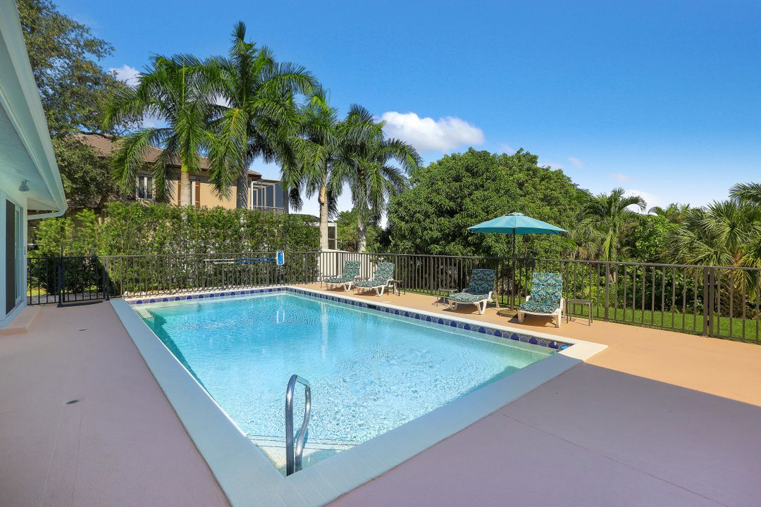 1636 Ludlow Rd, Marco Island, FL 34145