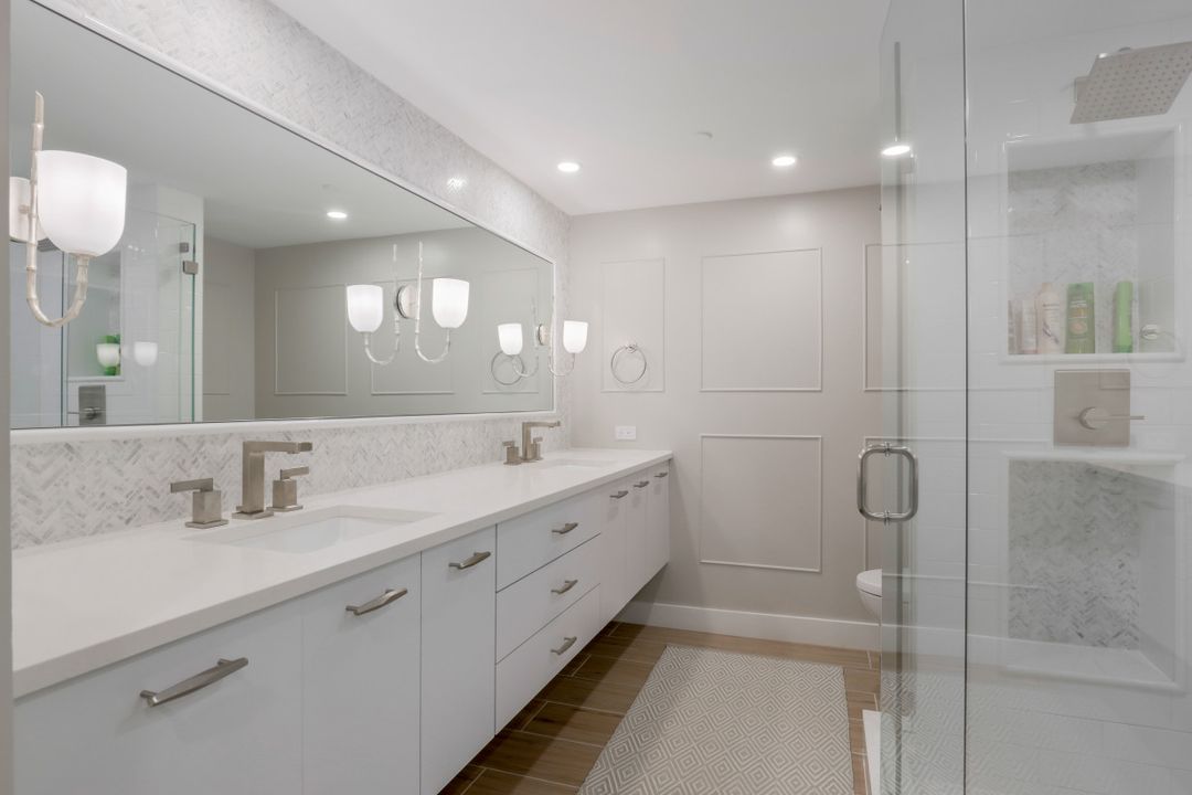 3100 Gulf Shore Blvd N #201, Naples, FL 34103