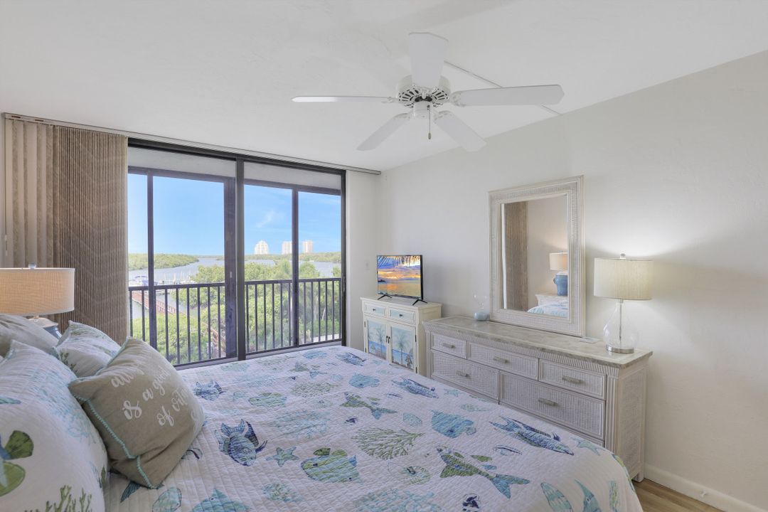 26131 Hickory Blvd, Bonita Springs, FL 34134