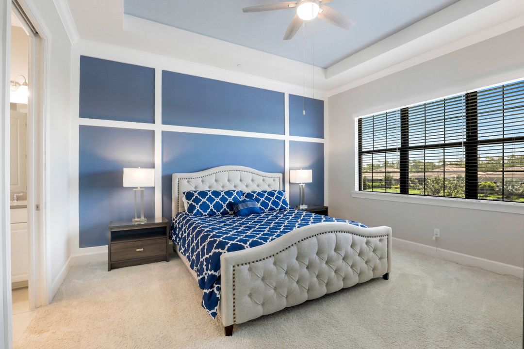 9653 Montelanico Loop, Naples, FL 34119