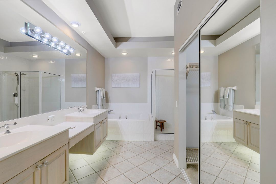 2395 Hidden Lake Dr #1, Naples, FL 34112