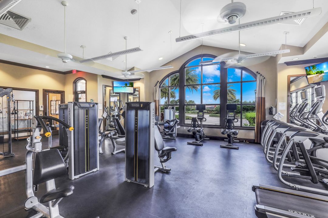 8199 Lucello Terrace N, Naples, FL 34114