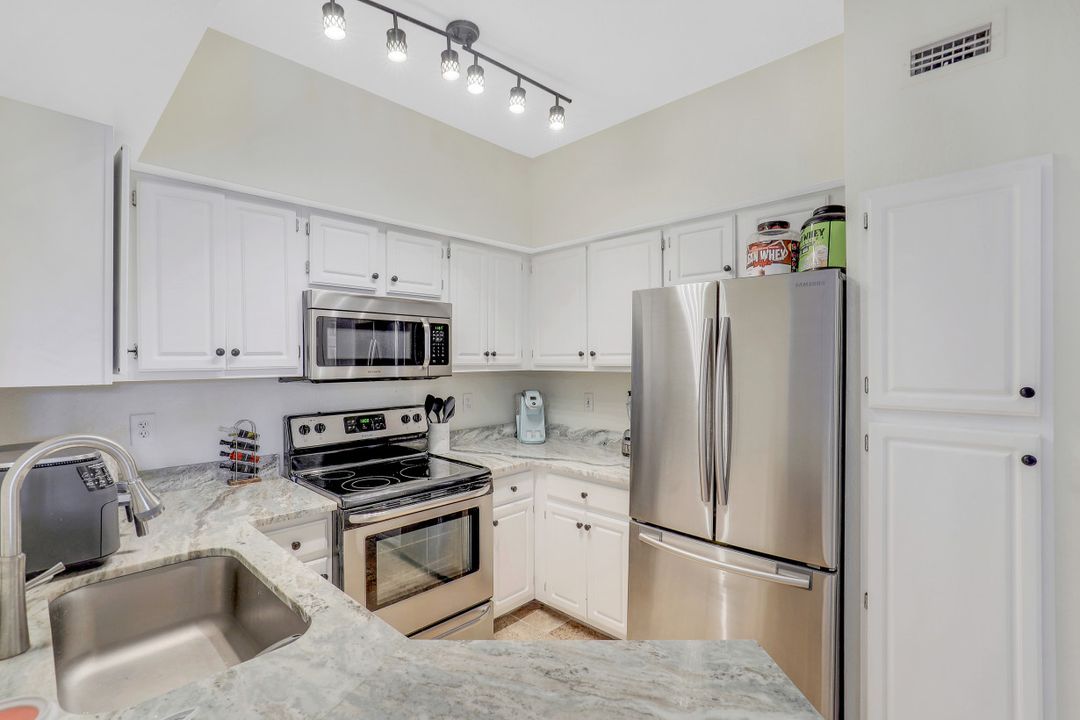 23640 Walden Center Dr, Bonita Springs, FL 34134