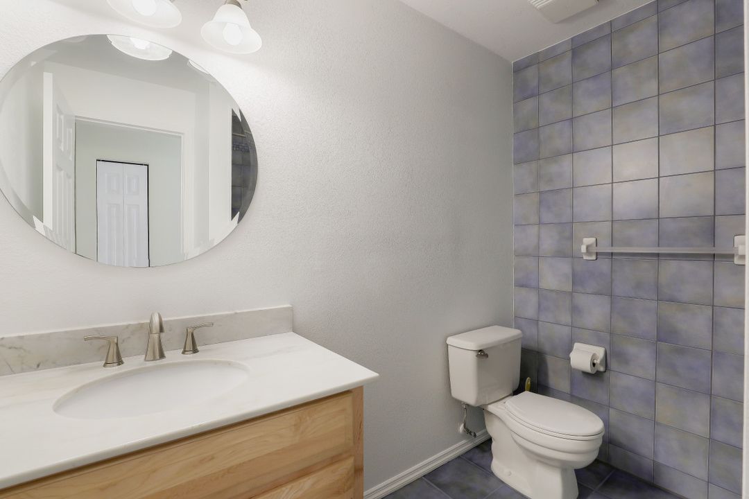 10931 Meadow Lark Cove Dr, Fort Myers, FL 33908