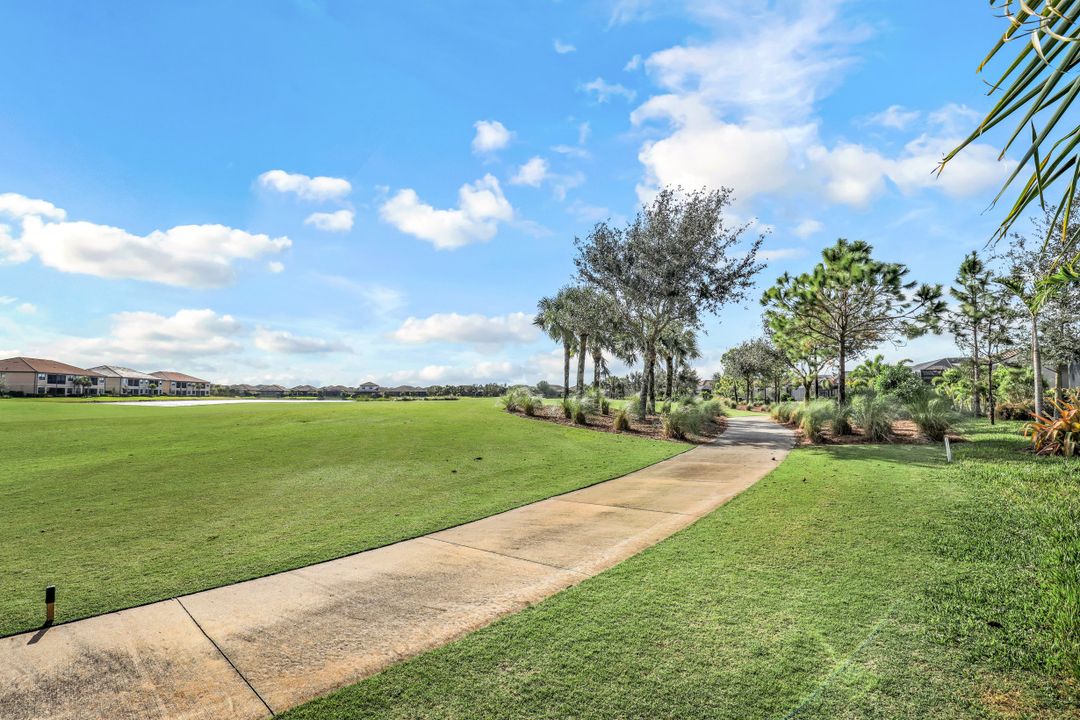 9496 Montelanico Loop, Naples, FL 34119