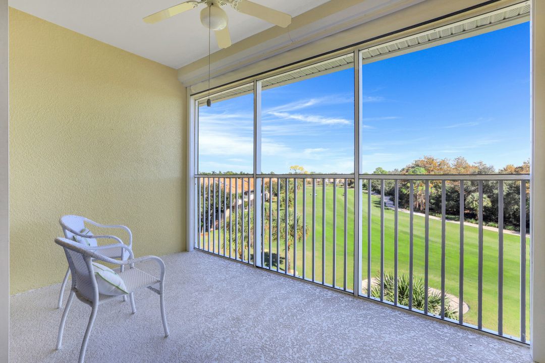 6828 Sterling Greens Dr #4402, Naples, FL 34104