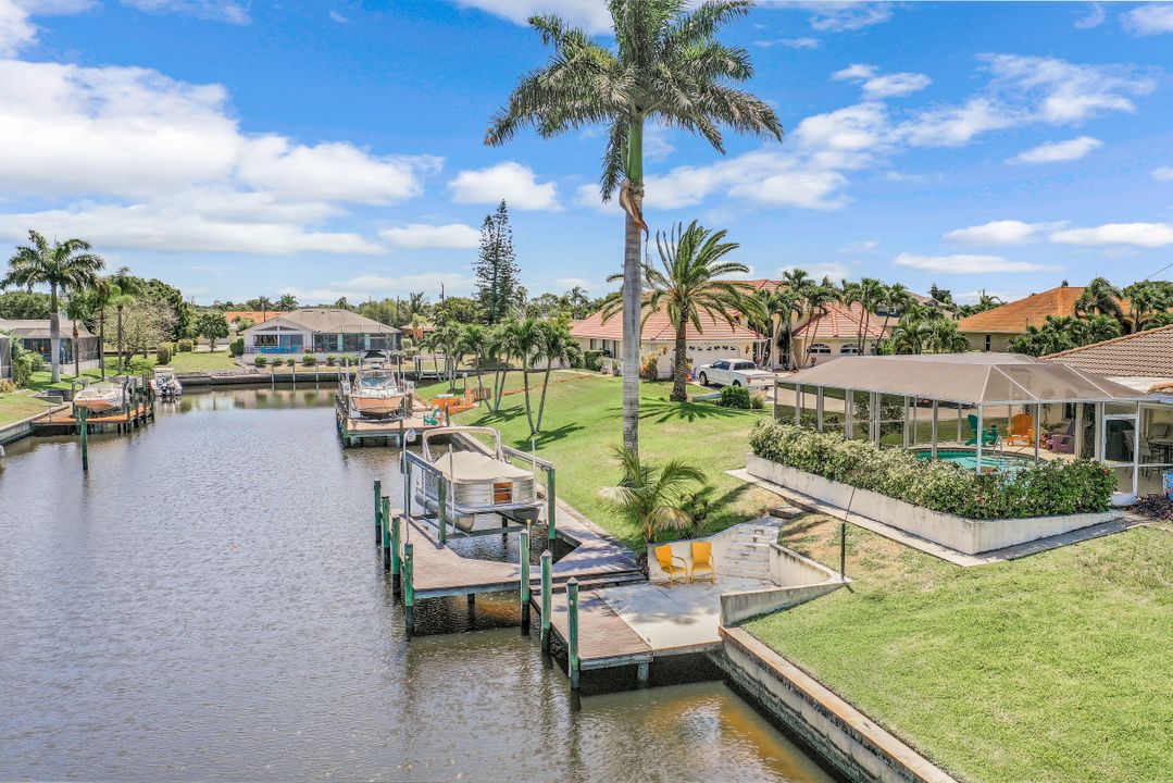 1927 SE 10th St, Cape Coral, FL 33990