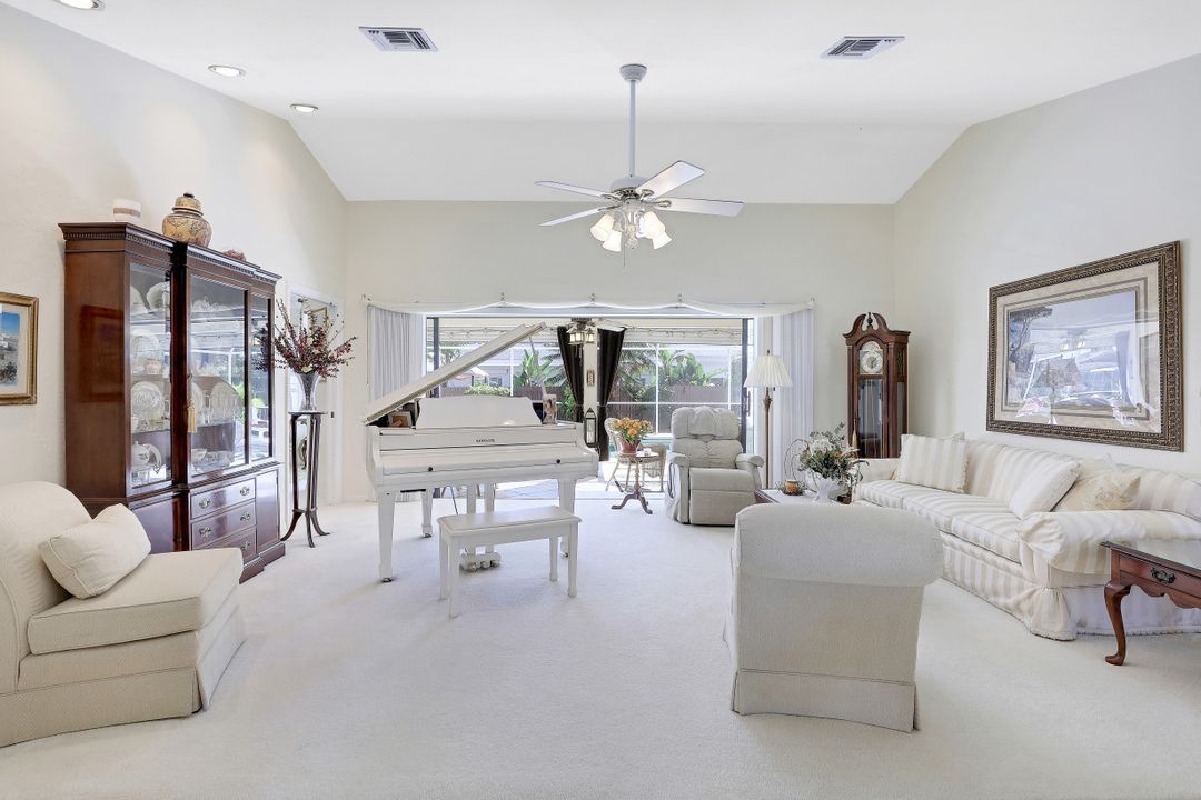 27527 Baretta Dr, Bonita Springs, FL 34135