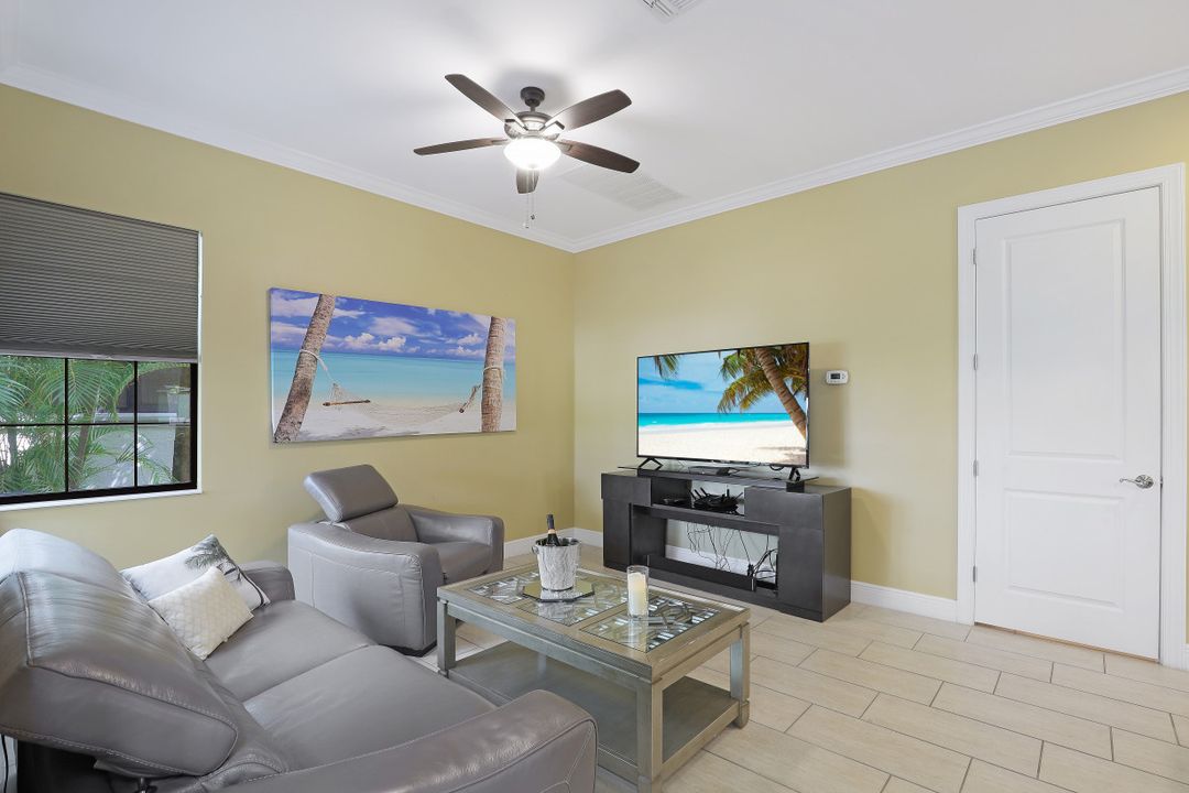 1300 Kendari Terrace, Naples, FL 34113