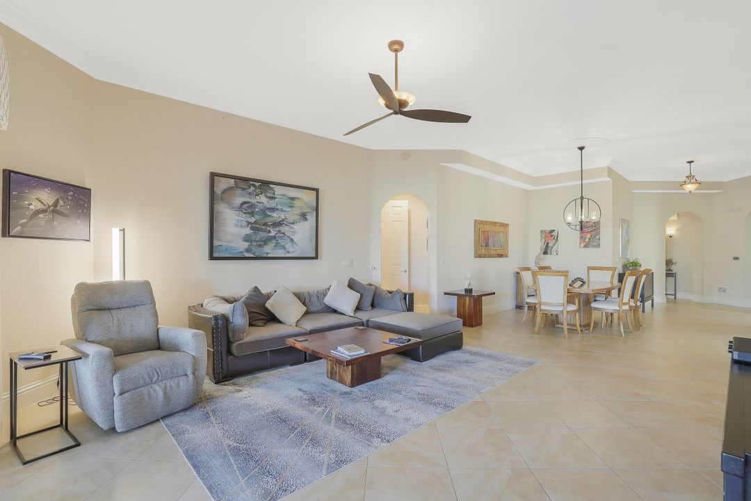 9293 Menaggio Ct #101, Naples, FL 34114